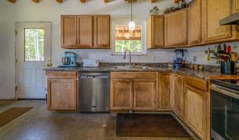 23 Fernwood Ln, Belfast, ME 04915