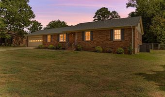 112 Shoally Park Dr, Boiling Springs, SC 29316