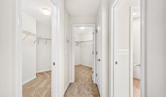 24823 BARRINGTON GROVE Ct, Aldie, VA 20105