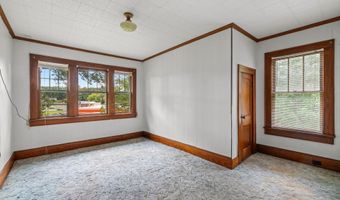 618 Oak St, Athens, TN 37303