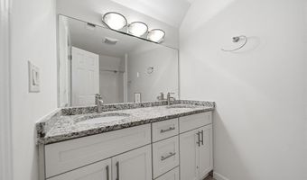 504 Kiowa Dr, Boiling Springs, SC 29316