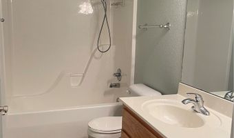 2 Bacton Ln, Bella Vista, AR 72714