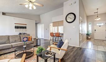 9964 Cardinal St NW, Albuquerque, NM 87114