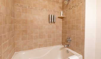 2 Chamonix Dr 103, Alloway, NJ 07462