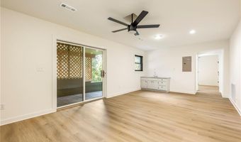 1 Adams Ln, Bella Vista, AR 72715