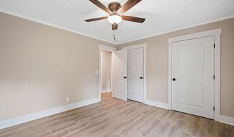 136 Ridgecrest Dr, Ball Ground, GA 30107