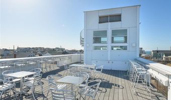 6 Macalder St, Narragansett, RI 02882