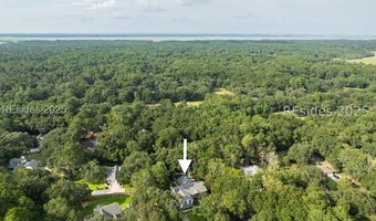 9 Bajala Dr E, Beaufort, SC 29907