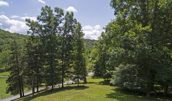 90 Taylor Ln, Alderson, WV 24910