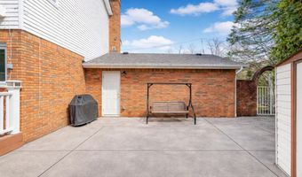 26 Altoona Ave, Staten Island, NY 10306