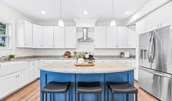 6404 HOMESTAKE Dr S, Bowie, MD 20720