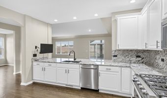 2660 Harnish Dr, Algonquin, IL 60102