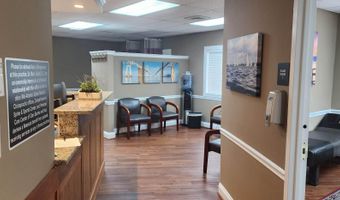 2563 FOREST Dr, Annapolis, MD 21401