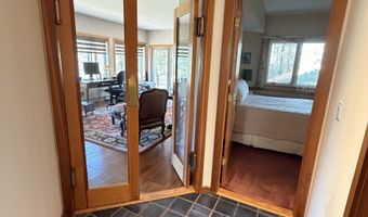 86 Washburn Rd, Canton, CT 06019