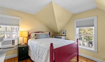 58 Second St, Newport, RI 02840