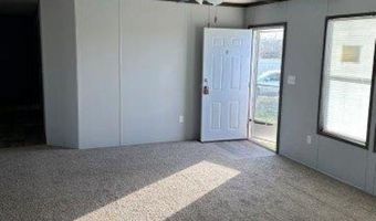 811 NE Front St, Millsap, TX 76066