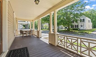23 Chapel St, Augusta, ME 04330