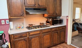 413 Church St, De Kalb, TX 75559
