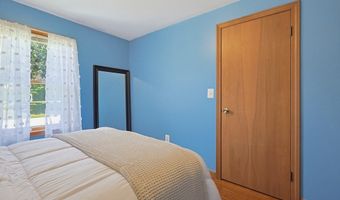 5 Nelson St, Attleboro, MA 02703