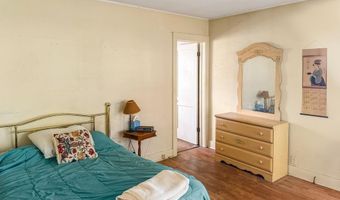 415 Elwell St, Alma, MI 48801
