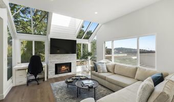 371 Longden Ln, Solana Beach, CA 92075