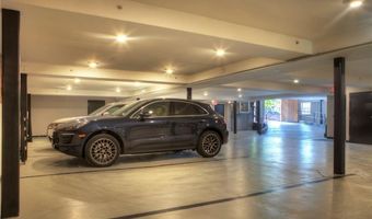 50 School St 7, Newport, RI 02840