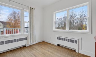 38 Mary Carroll St, Auburn, ME 04210