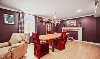 28 Pond View Cir, Barnegat, NJ 08005