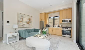 16846 Addison St, Encino, CA 91436
