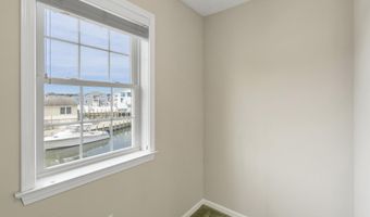 262 EVERGREEN Dr, Bayville, NJ 08721