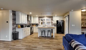 11633 WARBLER Ln, Aurora, OR 97002
