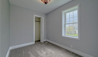 241 East Ave, Akron, NY 14001