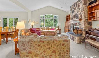 5429 Grand Valley Ct NE, Ada, MI 49301