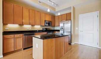 2720 S ARLINGTON MILL Dr 1009, Arlington, VA 22206
