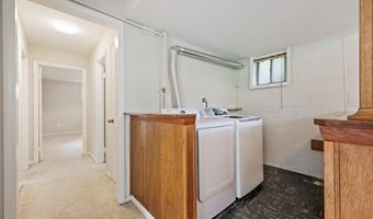 13419 BARTLETT St, Rockville, MD 20853