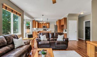 700 Needlegrass Pkwy, Antioch, IL 60002