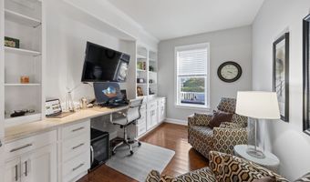 81 Fieldstone Ln 81, Beacon Falls, CT 06403