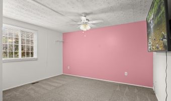 12715 LODE St, Bowie, MD 20720