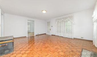 520 Eastwood Park Cir, Albemarle, NC 28001