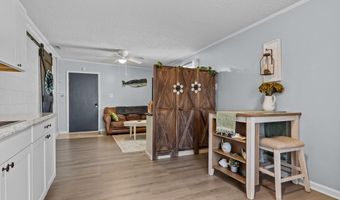 205 Barefoot Ln, Atlantic Beach, NC 28512