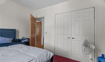 129 Simmonsville Ave, Johnston, RI 02919