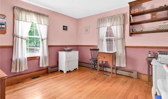 335 Eagle Peak Rd, Burrillville, RI 02859