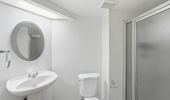 5028 9TH St S, Arlington, VA 22204