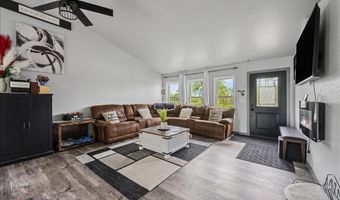 1430 Dacar St, Belle Fourche, SD 57717
