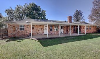 209 E Marfa Ave, Alpine, TX 79830