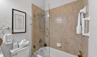 210 LATITUDE Pl, Apollo Beach, FL 33572