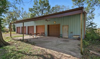 8526 SE 70th Ter, Baxter Springs, KS 66713