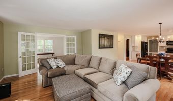 4 Jennifer Ln, Amherst, NH 03031