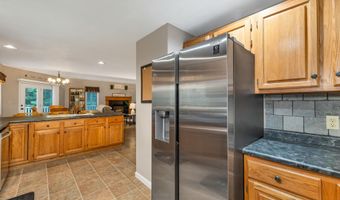 125 Deer Ridge Dr, Barrington, NH 03825