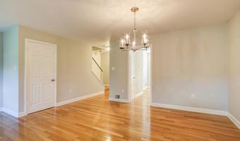 7530 WESTLAKE Ter 45, Bethesda, MD 20817